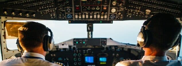 How much does it cost to become a pilot